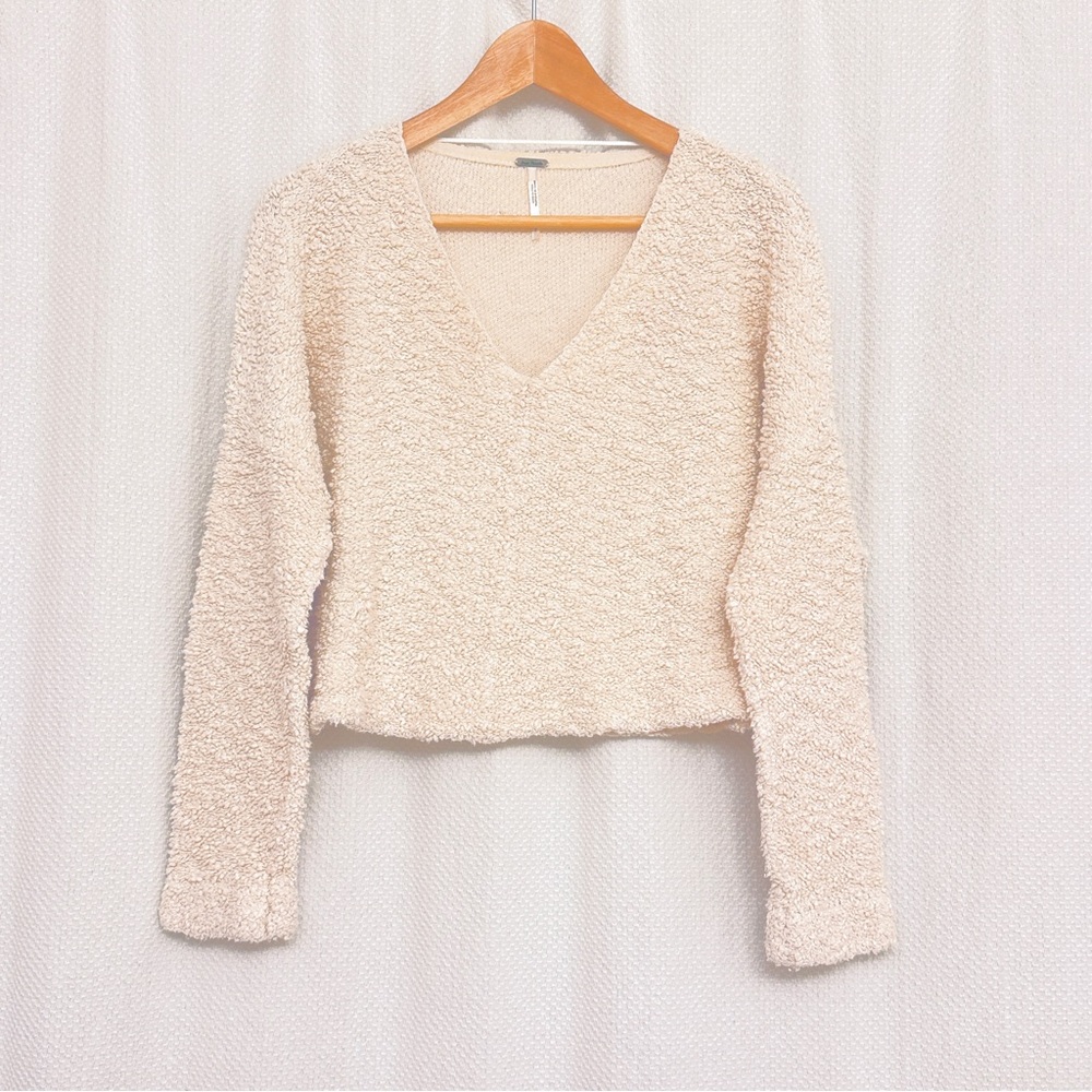 Free People Cotton Women's Ivory V-neck Popcorn pullover size S oversized - Picture 3 of 7